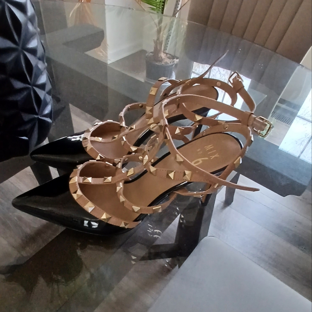 Apt9 Rockstud Black & Tan 3.25in heel, Sz 10,(run small) Almost New!🔥(slim fit)